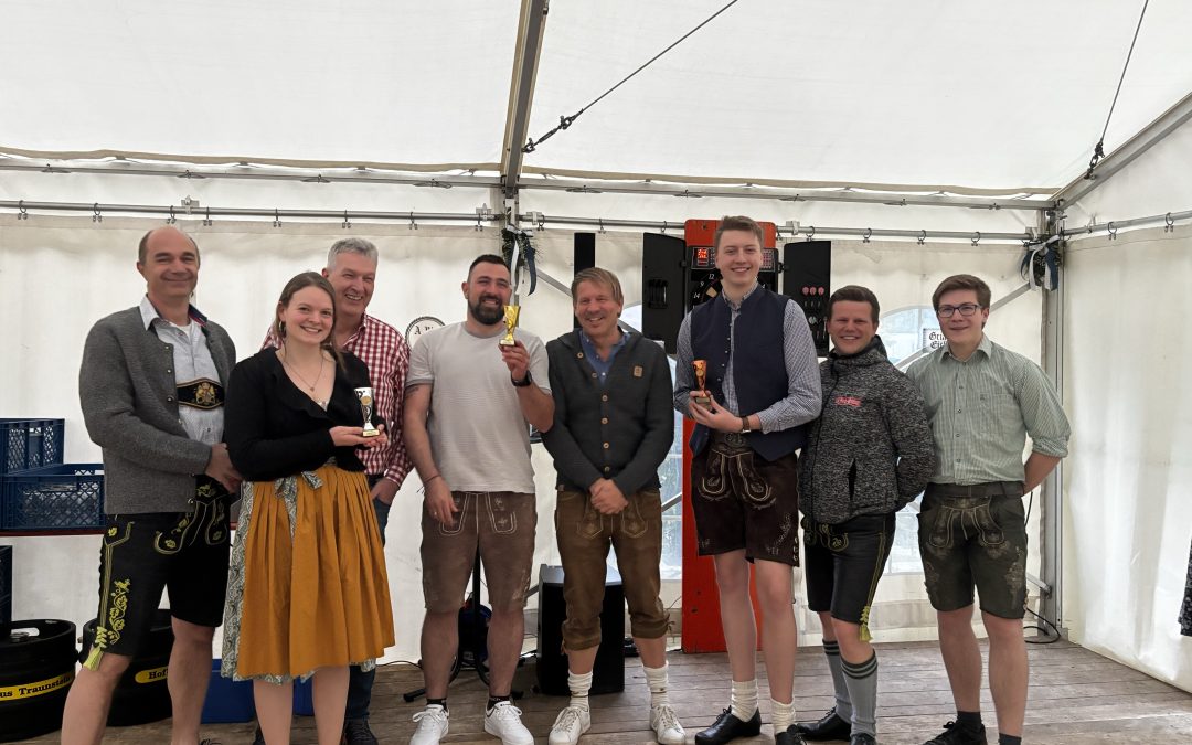 Sommerfest 2025 – Ein Abend in bayerischer Tracht